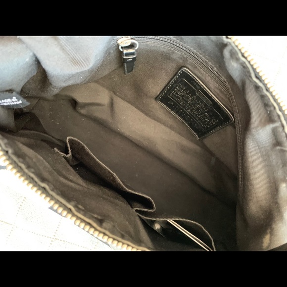 Black Coach Purse - Picture 3 of 4